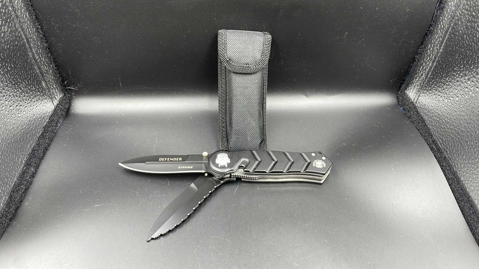 Photo 2 of DEFENDER EXTREME KNIFE W SHEATH 8”