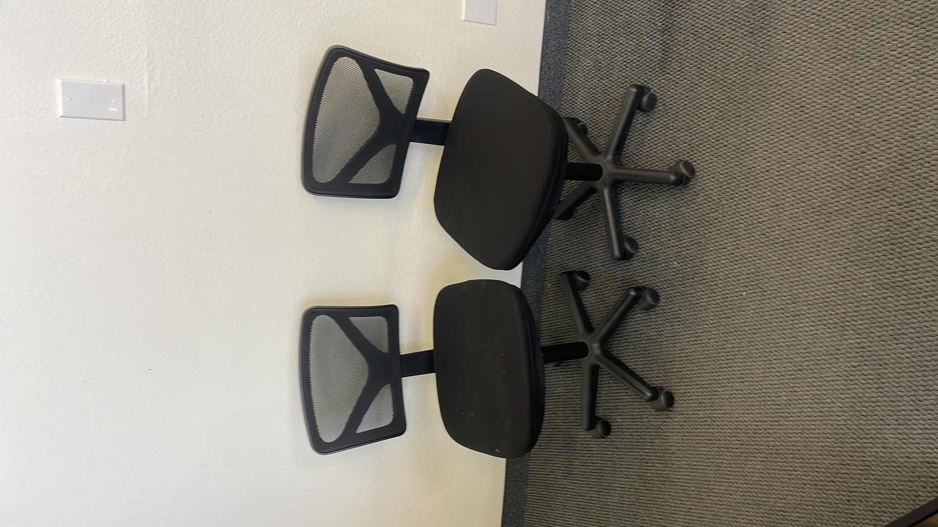 Photo 1 of 2 PC ADJUSTABLE HEIGHT OFFICE CHAIRS