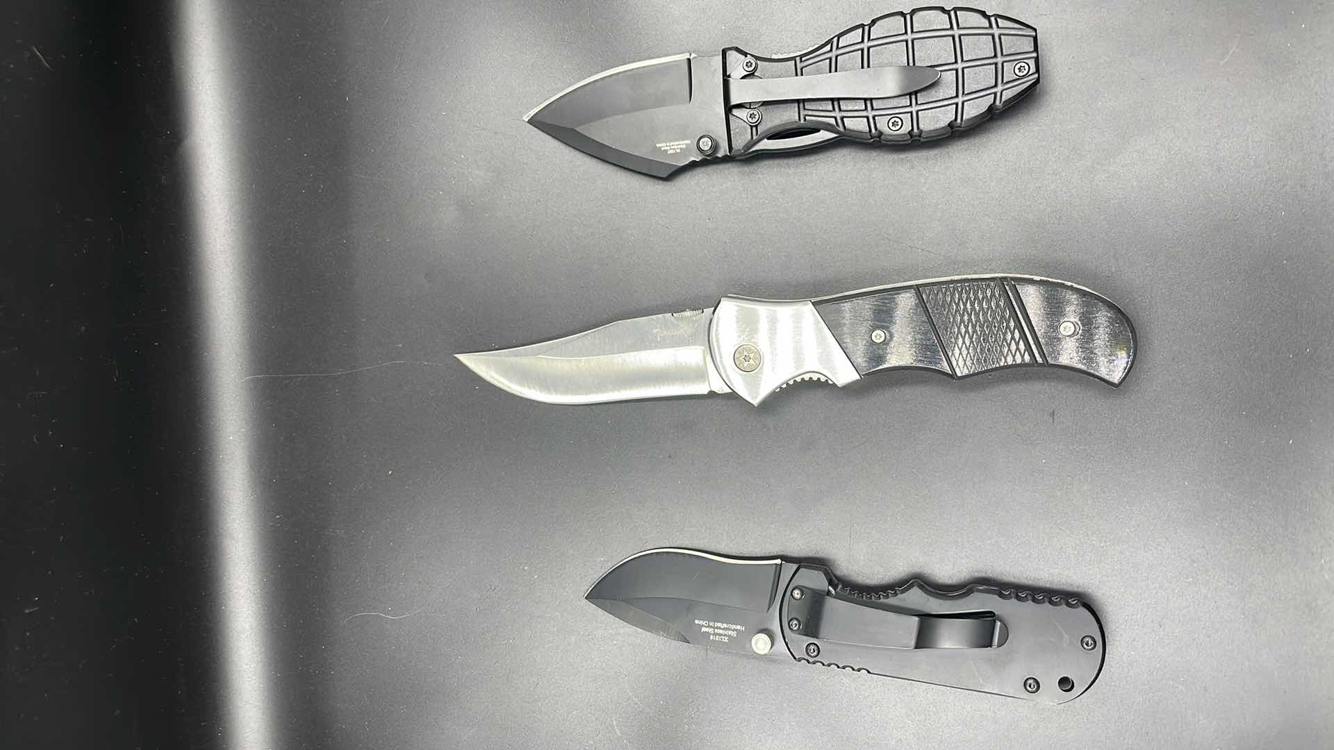 Photo 1 of 3 PC HUNTING KNIFE SET