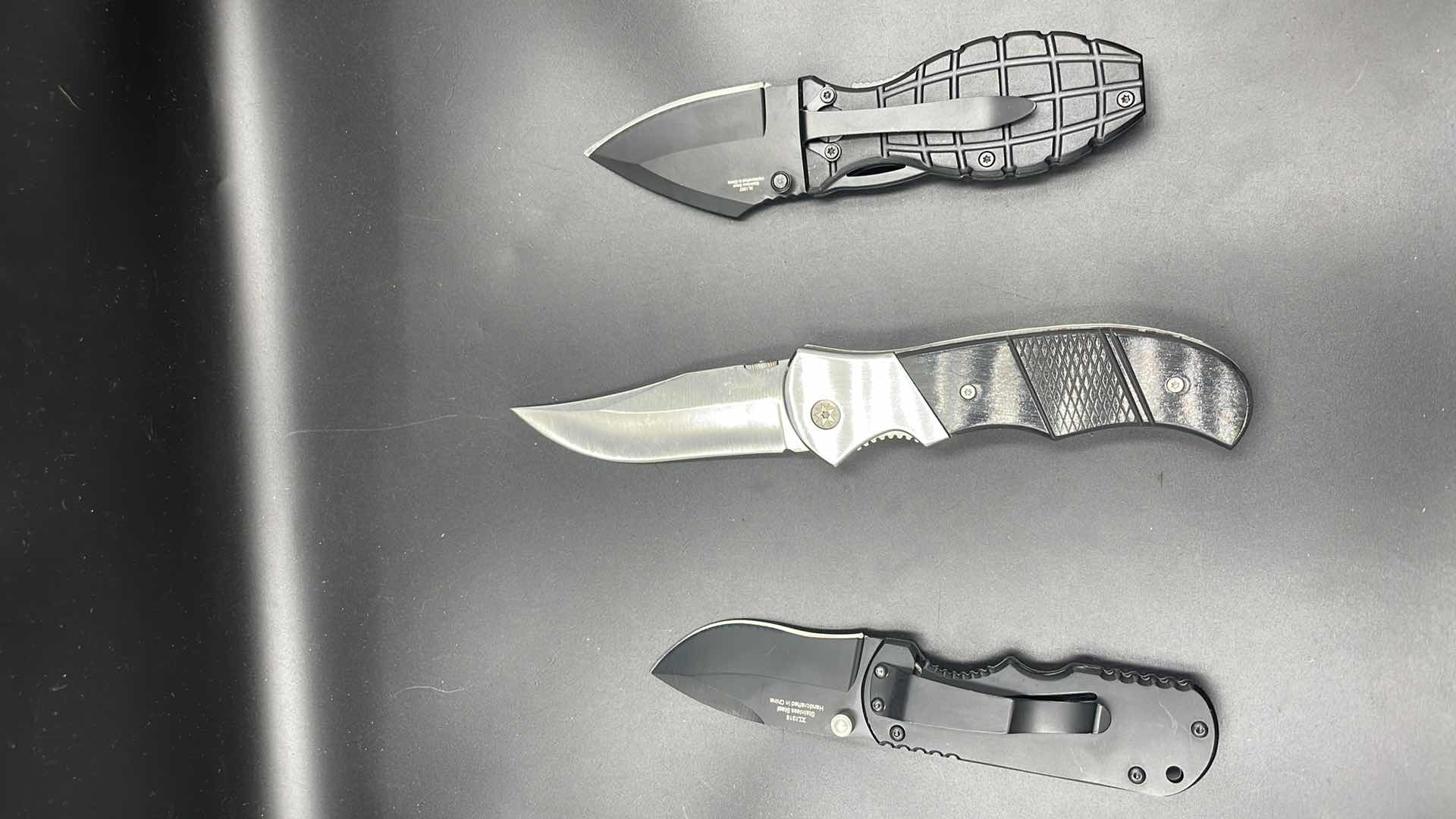Photo 1 of 3 PC HUNTING KNIFE SET