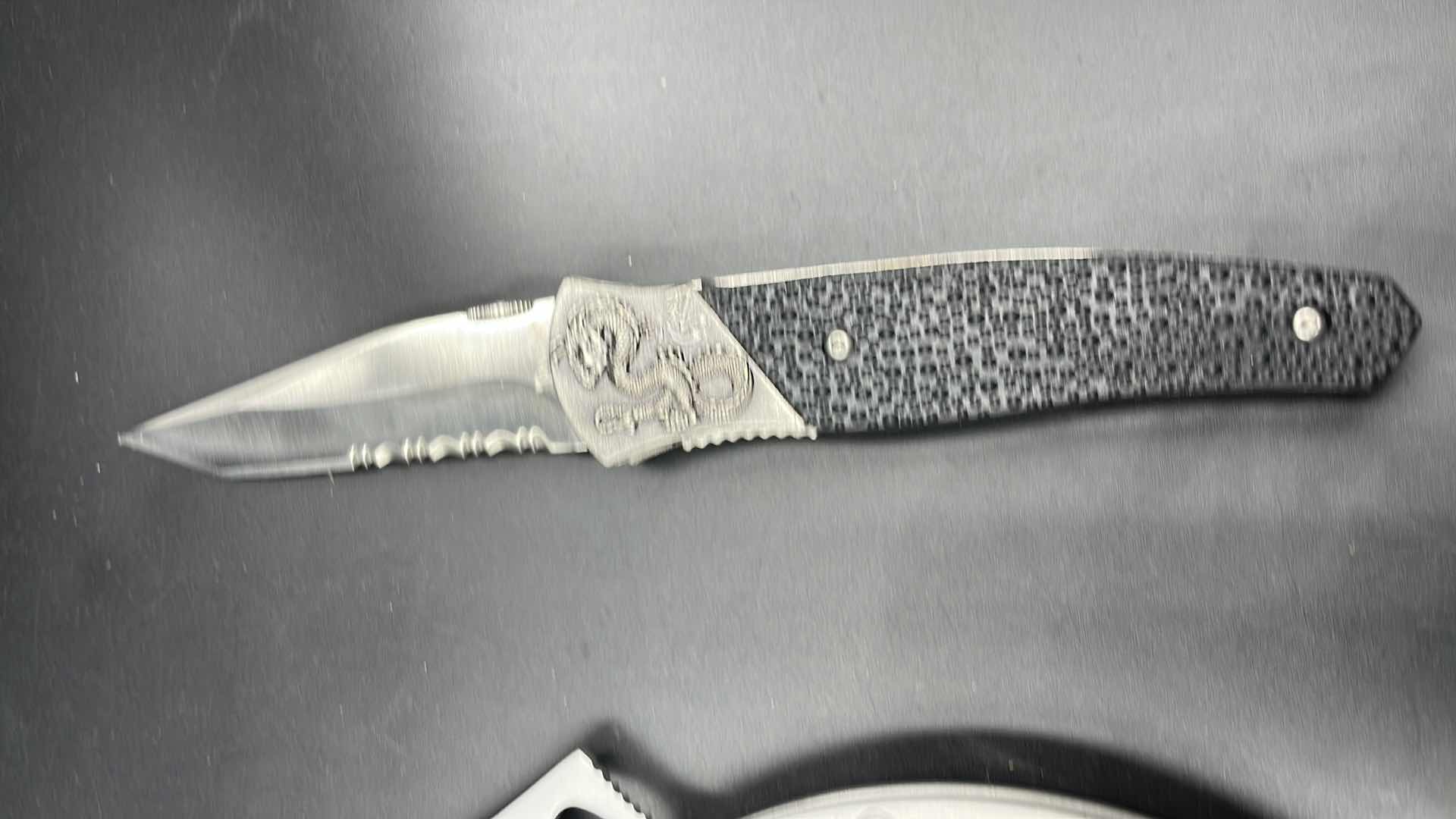 Photo 2 of 3 PC HUNTING KNIFE SET