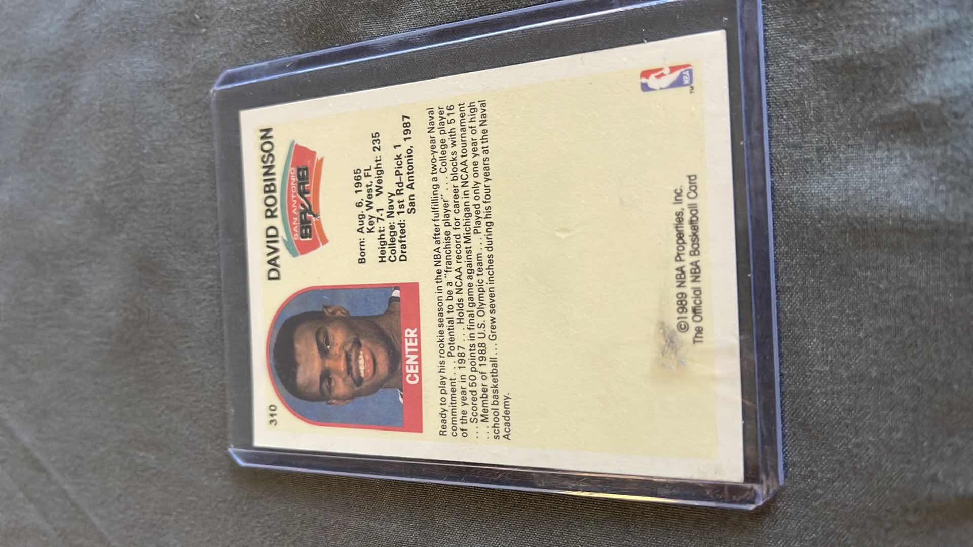 Photo 2 of 1989 DAVID ROBINSON NBA HOOPS ROOKIE CARD 310