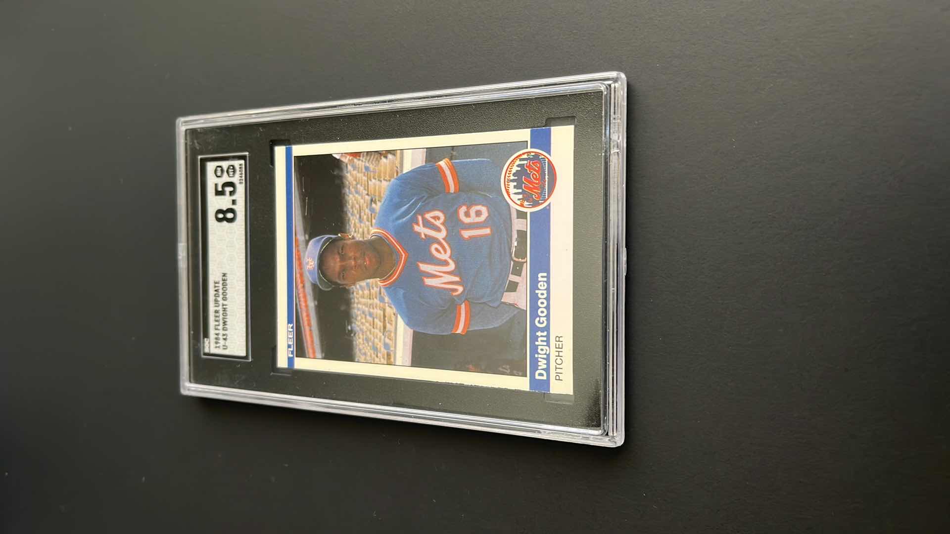 Photo 4 of 1984 DWIGHT GOODEN FLEER ROOKIE CARD U-43 RATED 8.5