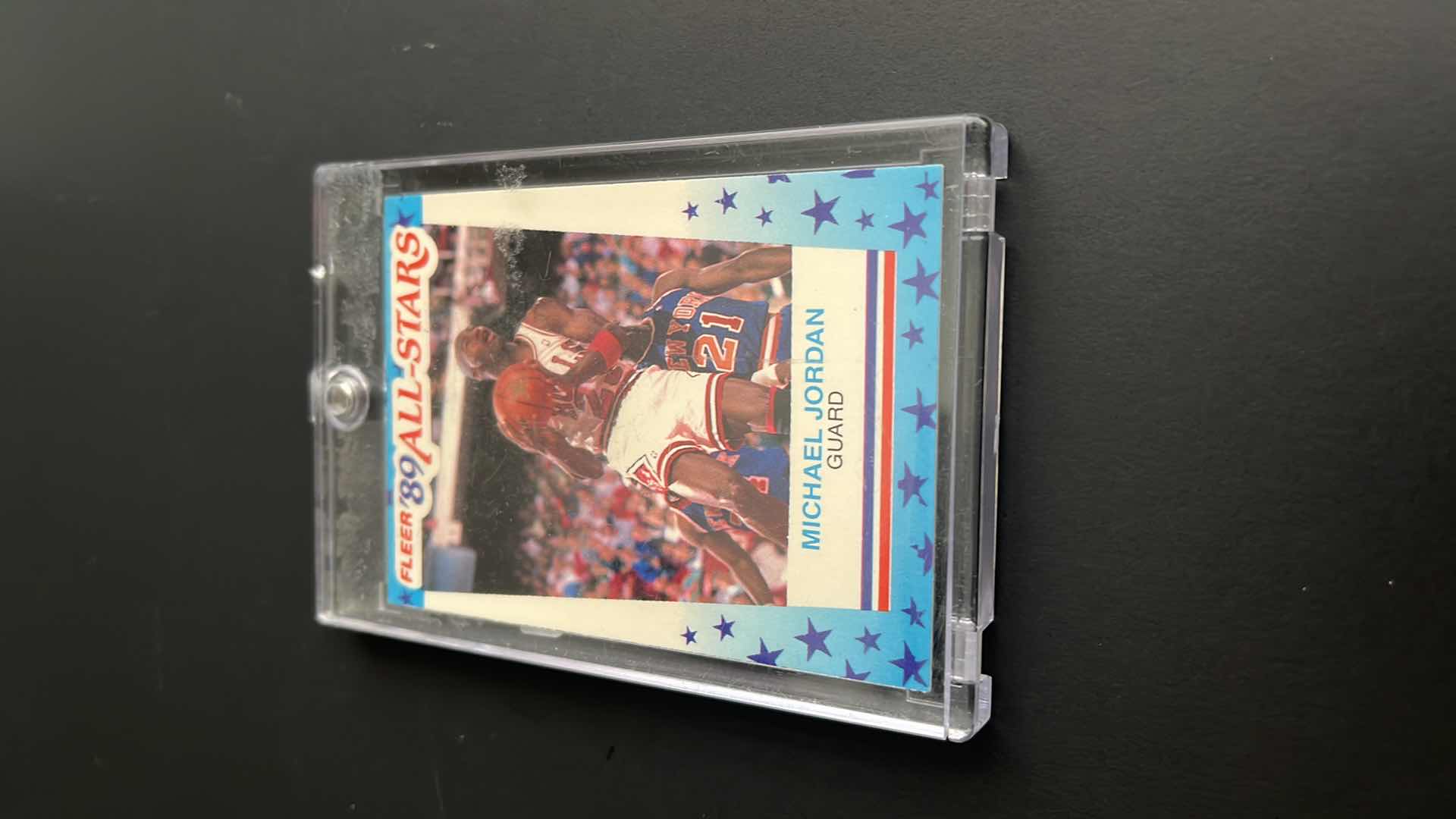 Photo 3 of 1989 MICHAEL JORDAN FLEER CARD 3