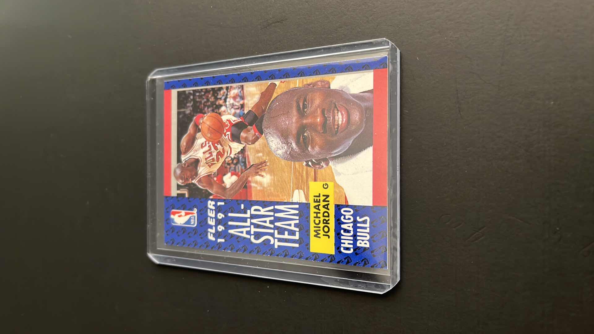 Photo 3 of 1991 MICHAEL JORDAN FLEER CARD 211