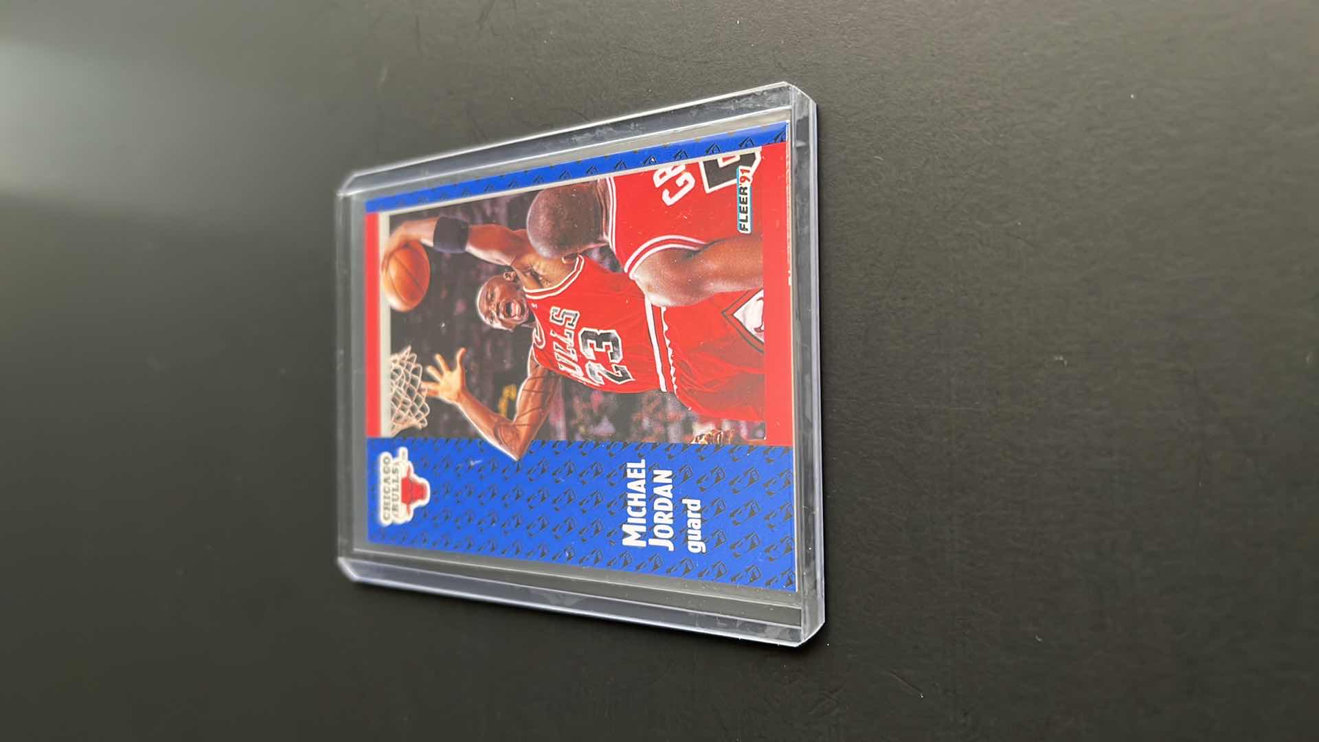 Photo 2 of 1990 MICHAEL JORDAN FLEER CARD 29