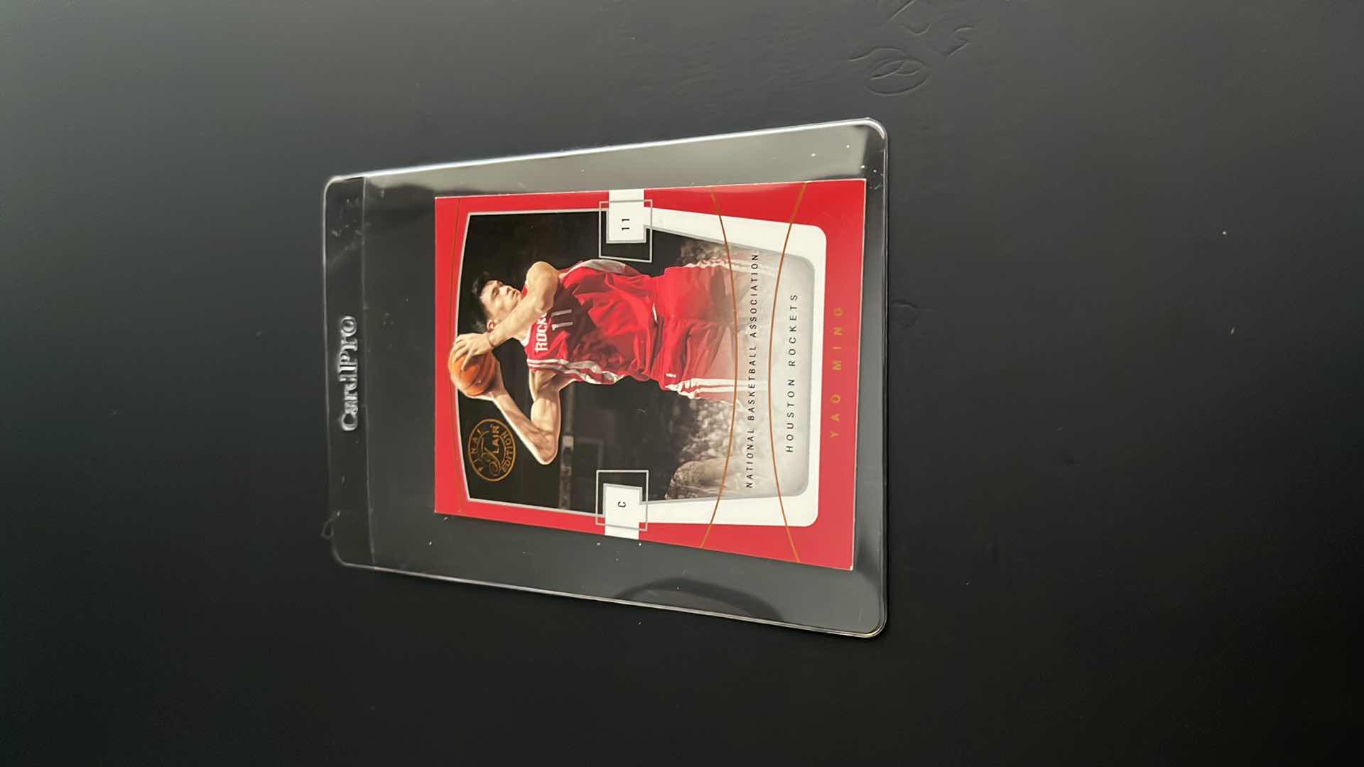 Photo 1 of 2003 YAO MING FLEER ROOKIE CARD 57