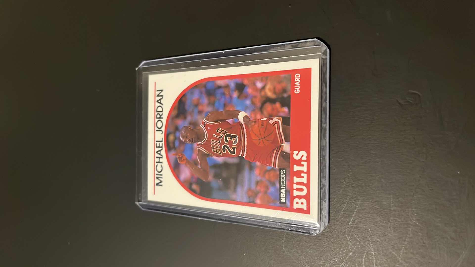 Photo 4 of 1989 MICHAEL JORDAN NBA HOOPS CARD 200