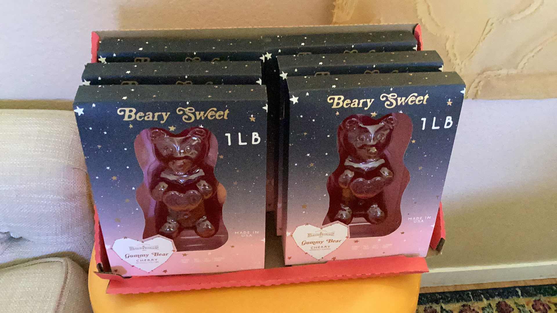 Photo 1 of 6 PCS LIMITED EDITION GUMMY BEAR BEARY SWEET 1Lb