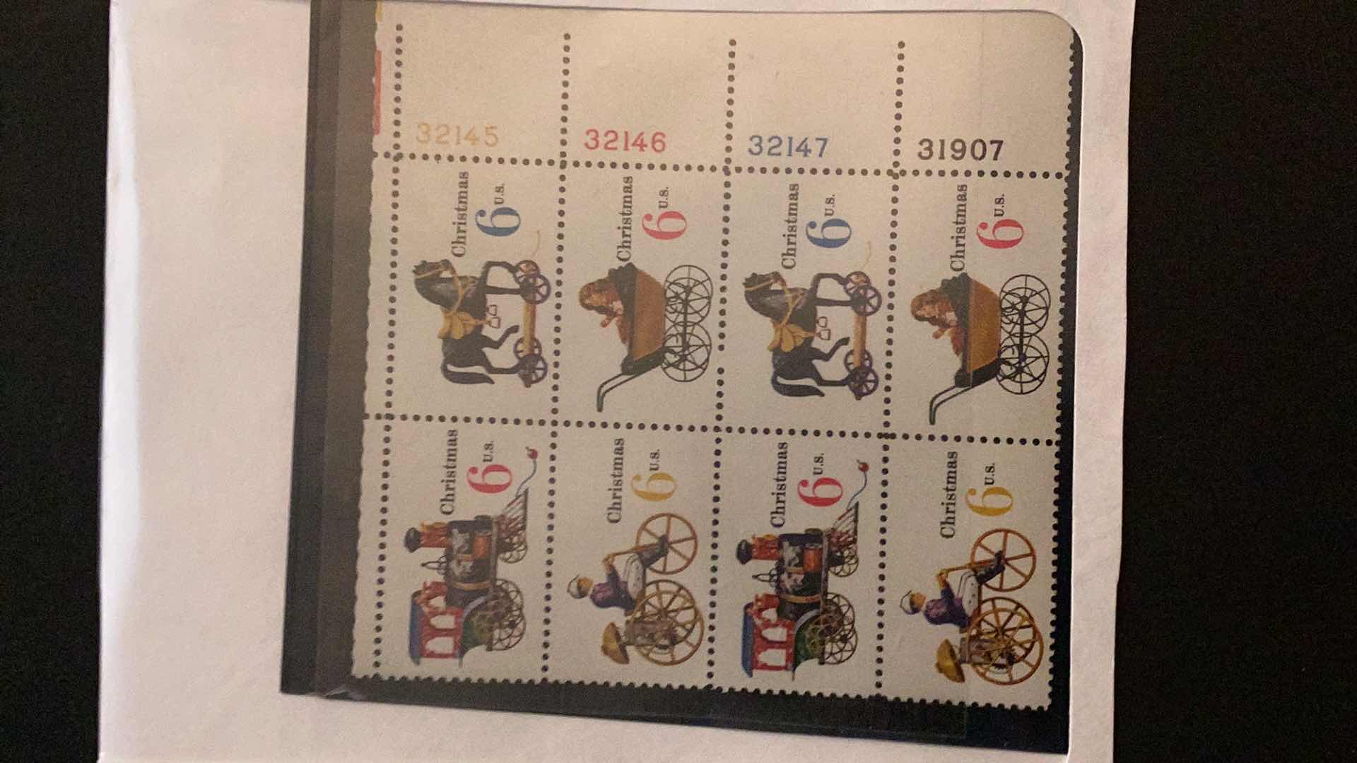 Photo 1 of US 1970 CHRISTMAS STAMPS BLOCK OF 8