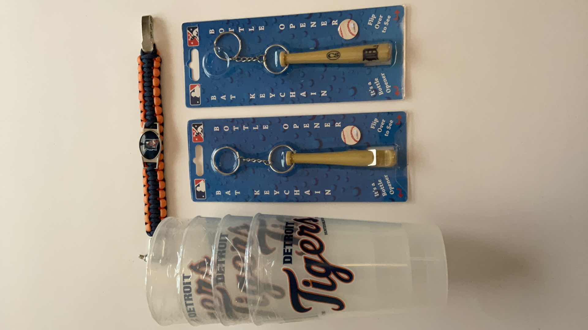 Photo 1 of DETROIT TIGERS MLB FAN PACK