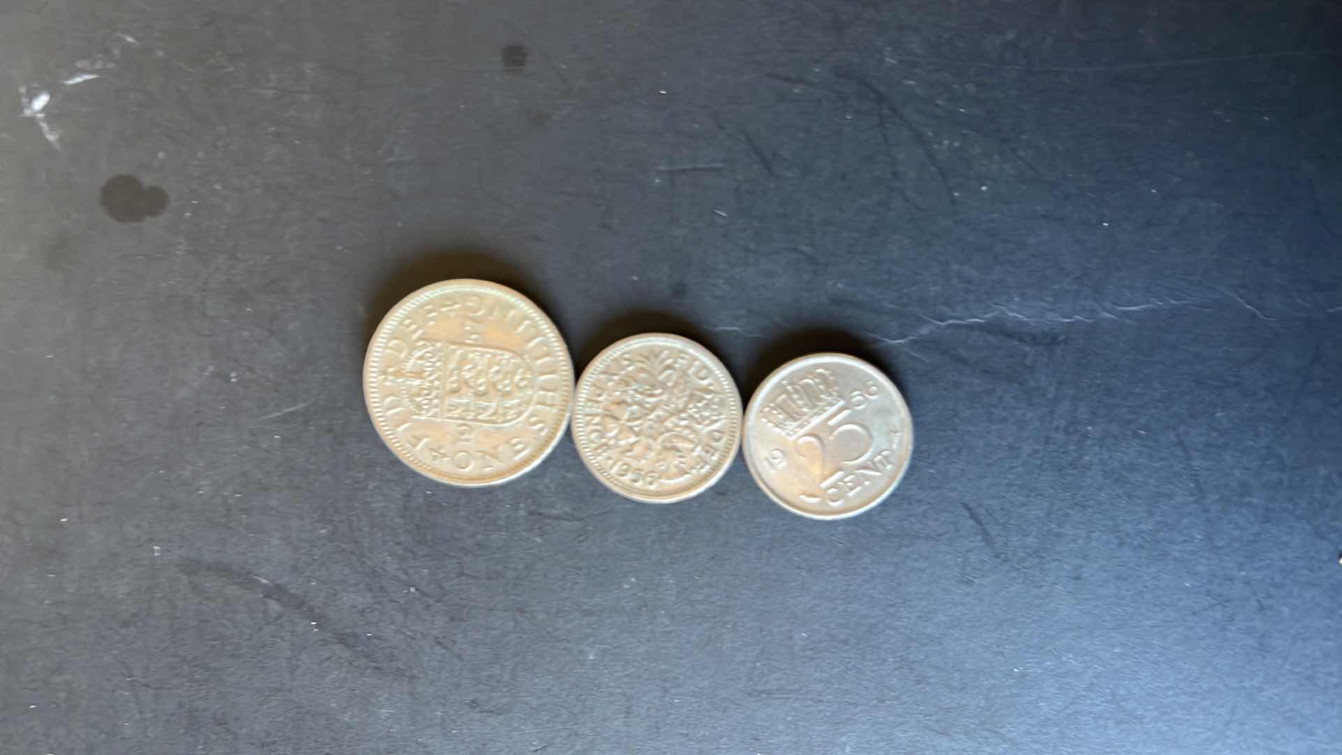 Photo 1 of ENGLAND SET OF 3 COINS