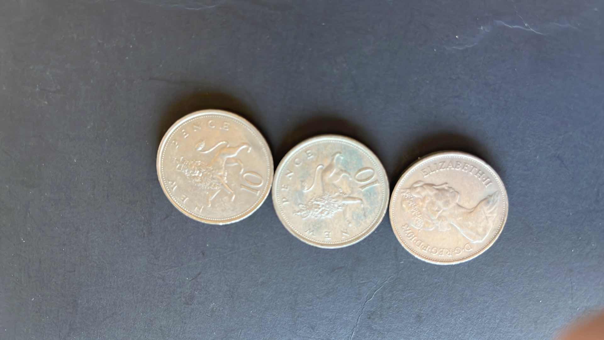 Photo 1 of ENGLAND SET OF 3 COINS