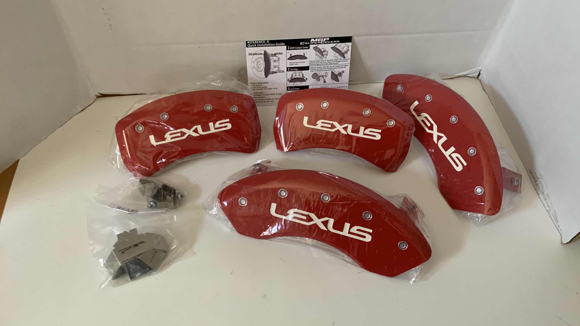 Photo 1 of 2018 LEXUS ES300H STOCK  BRAKE CALIPER COVERS