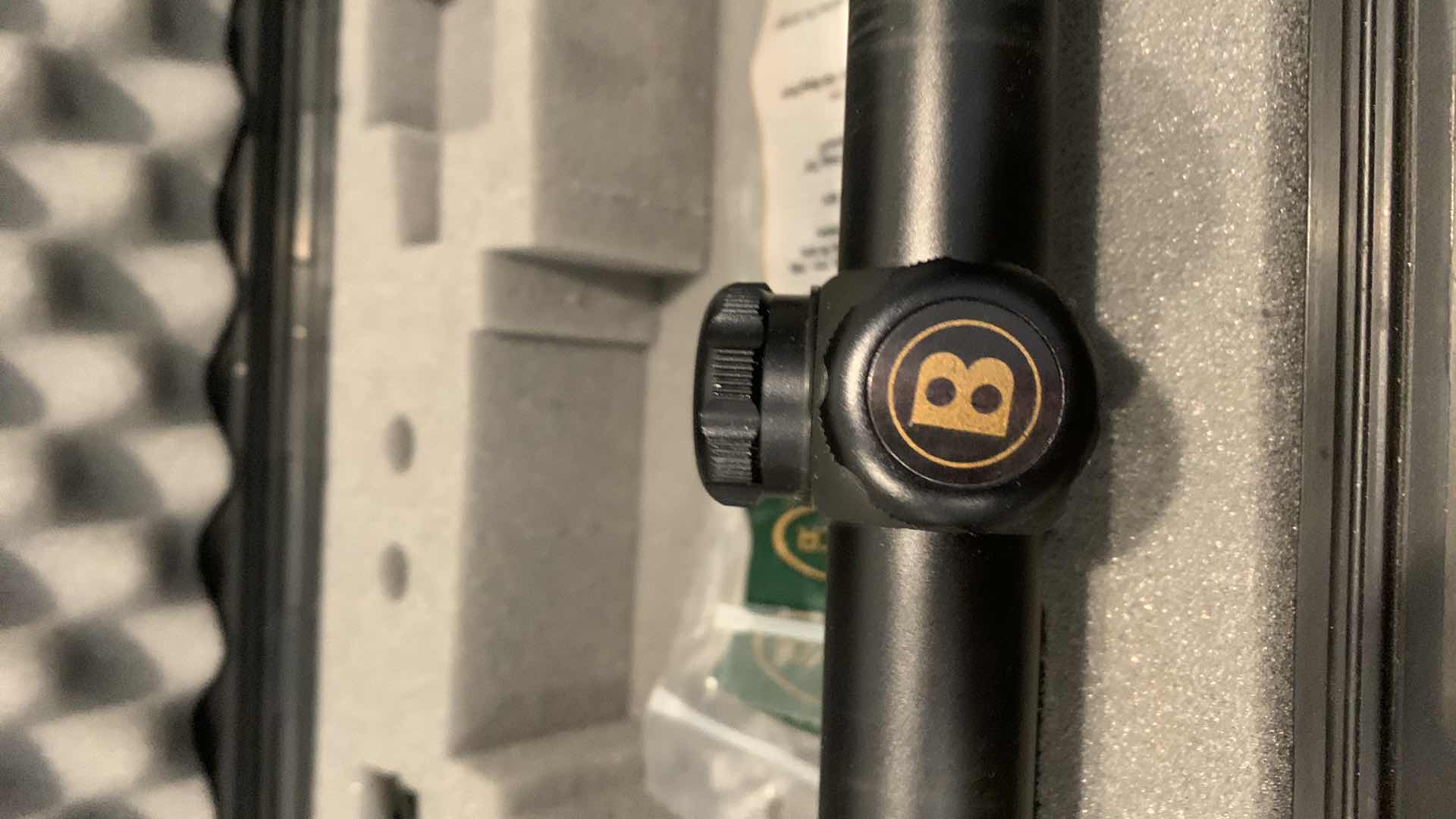 Photo 3 of Bushnell     4X-12X 40