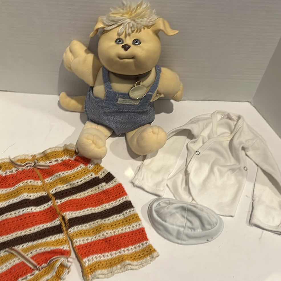 Photo 1 of CABBAGE PATCH DOG AND ACCESSORIES