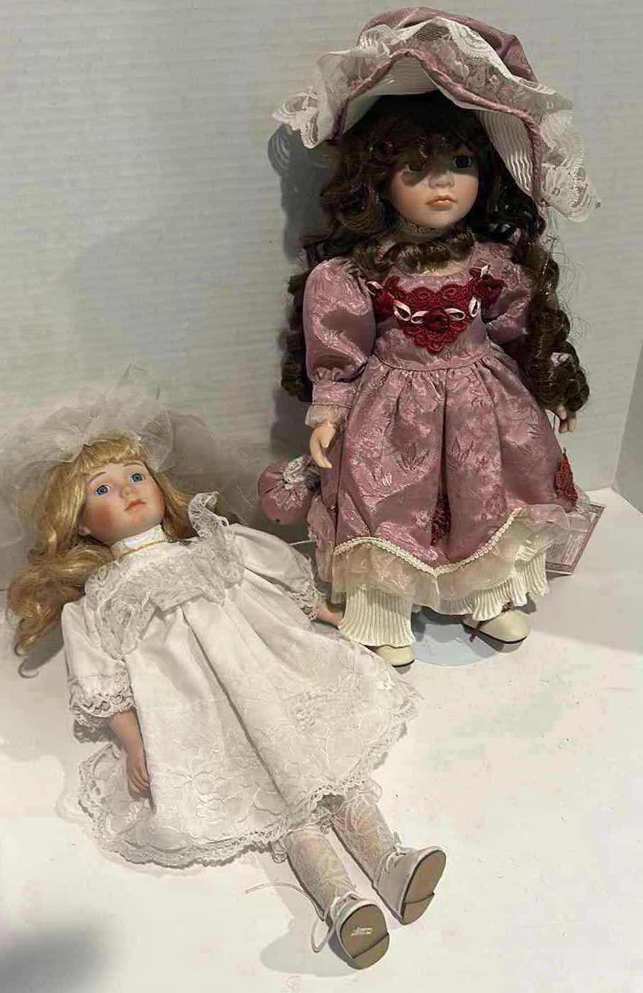 Photo 5 of 2 VINTAGE DOLLS 19”