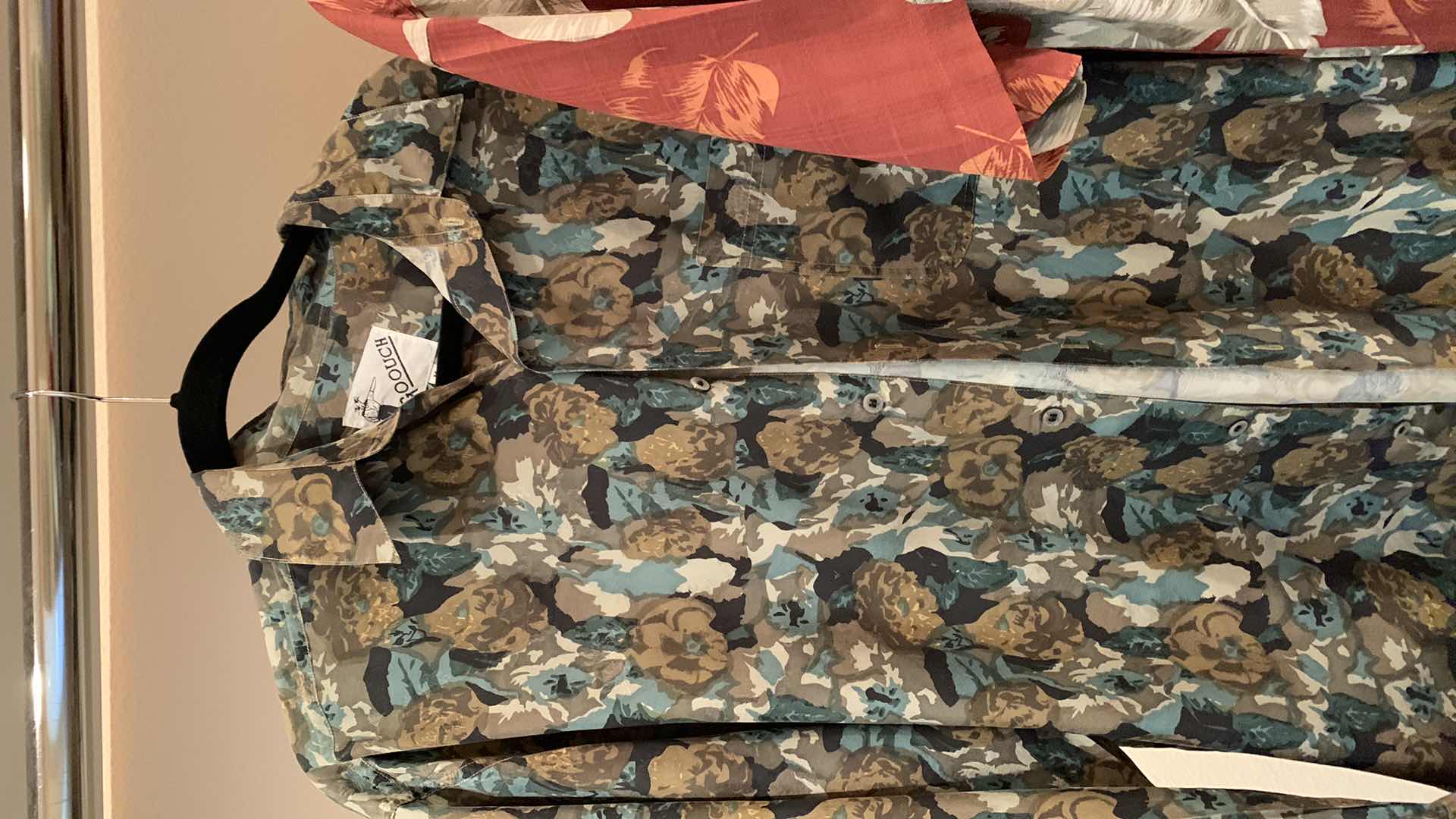 Photo 2 of 4-TROPICAL STYLE MENS SHIRTS SIZE MEDIUM