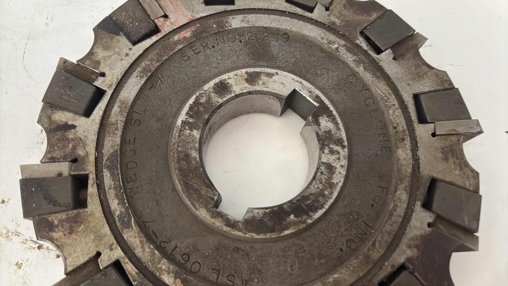 Photo 1 of (2)PCS CYCLONE FACE MILLING CUTTER