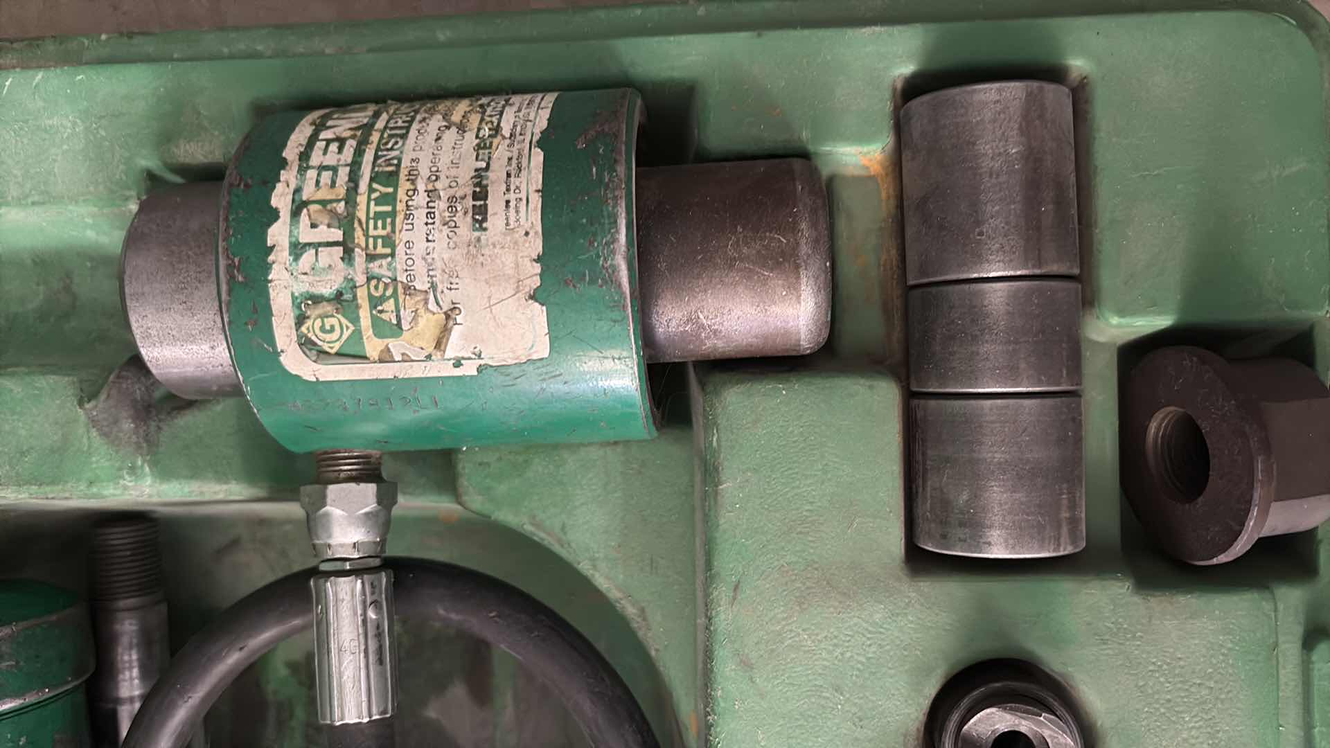 Photo 1 of $1,000 GREENLEE 767 HYDRAULIC KNOCKOUT PUNCH KIT