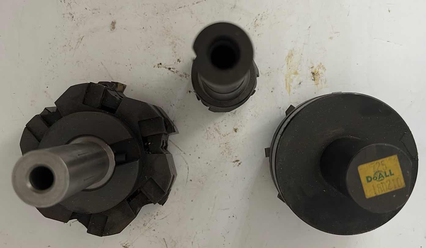 Photo 1 of (3)PCS FACE MILLING CUTTER