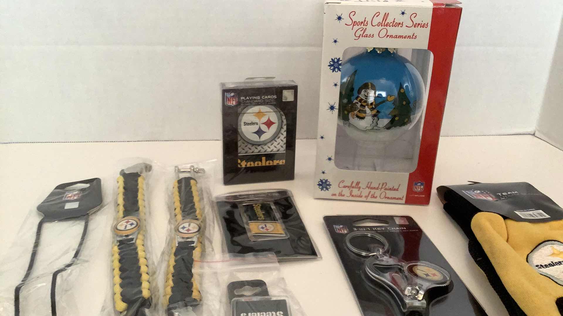 Photo 2 of NFL FAN PACK STEELERS