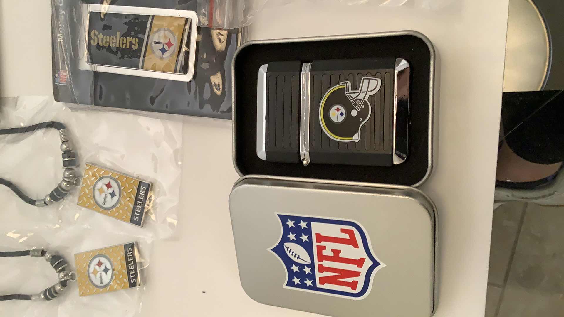 Photo 4 of NFL FAN PACK STEELERS