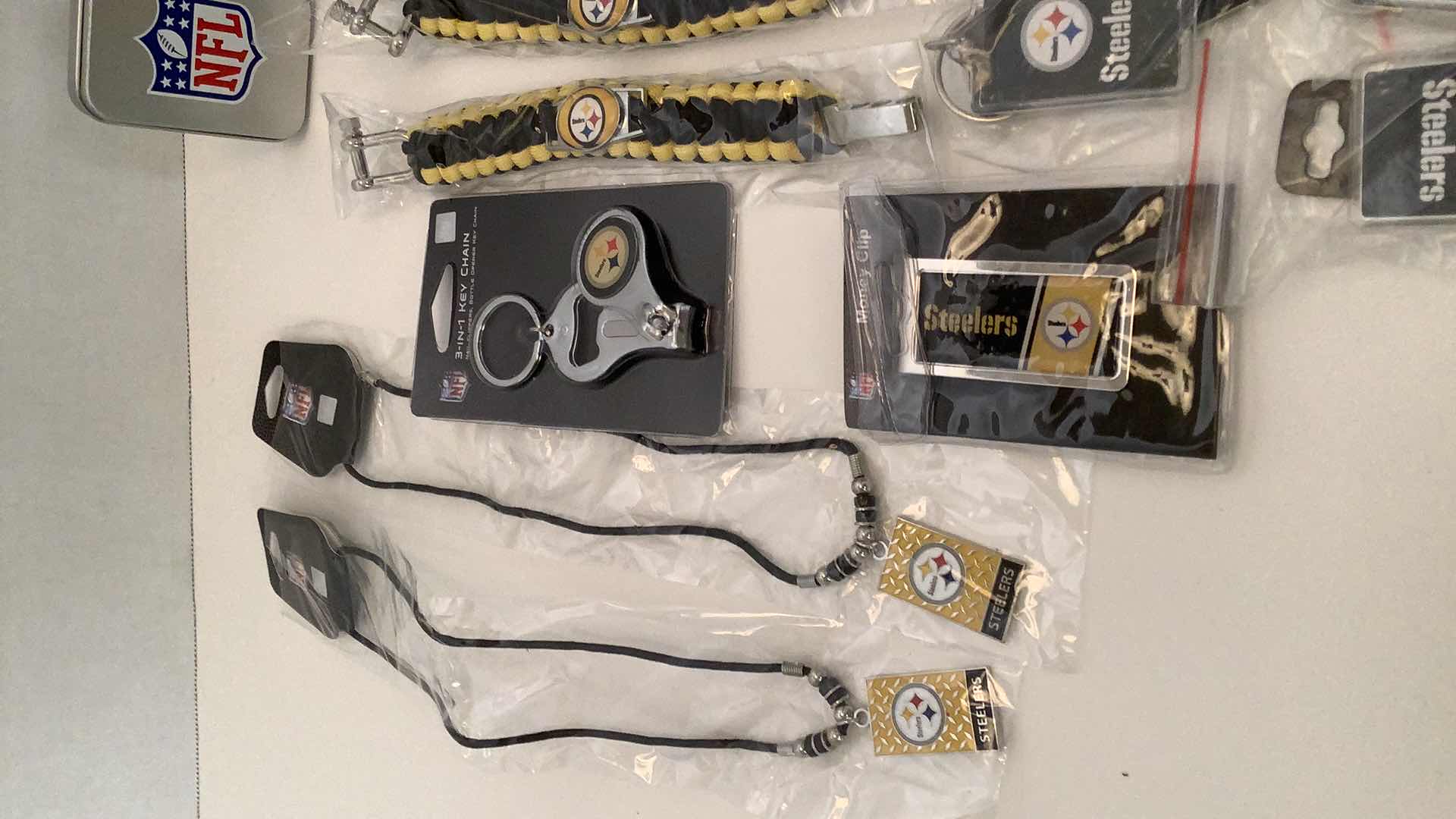 Photo 2 of NFL FAN PACK STEELERS