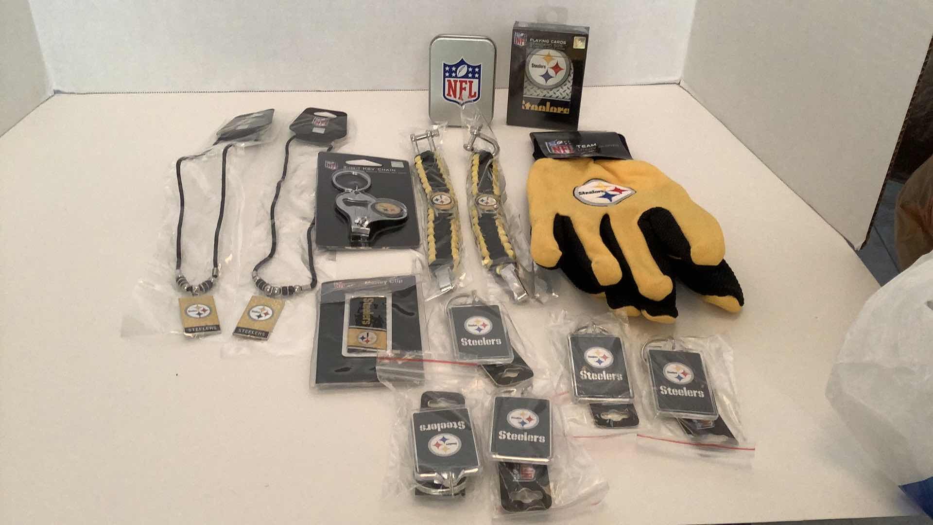 Photo 1 of NFL FAN PACK STEELERS