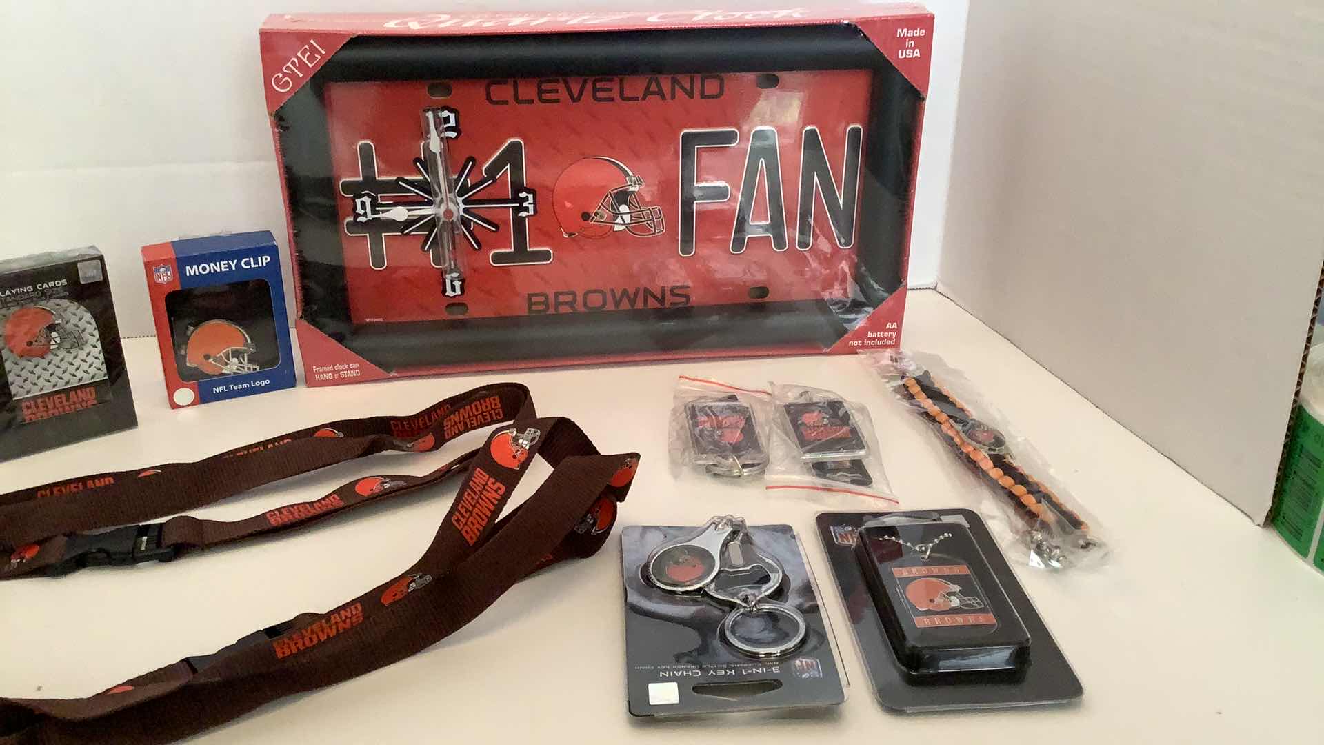 Photo 3 of NFL FAN PACK CLEVELAND BROWNS