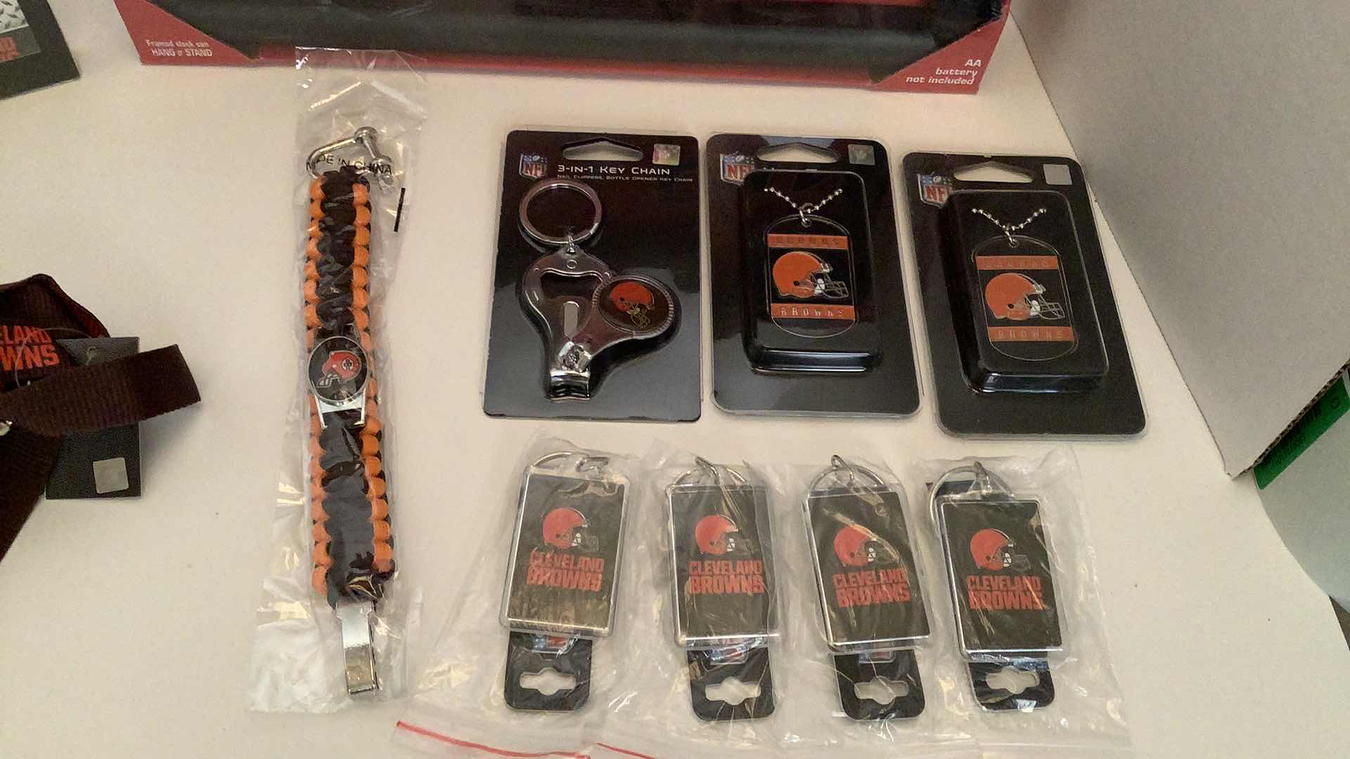 Photo 2 of NFL FAN PACK CLEVELAND BROWNS