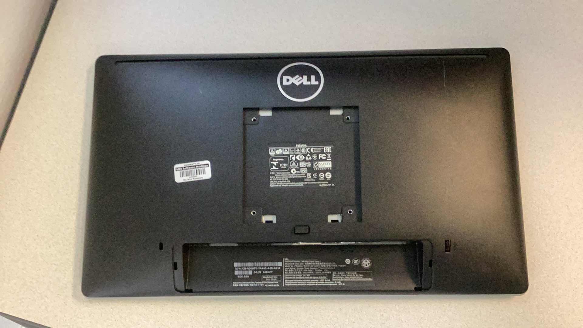 Photo 2 of DELL MONITOR P2014ht