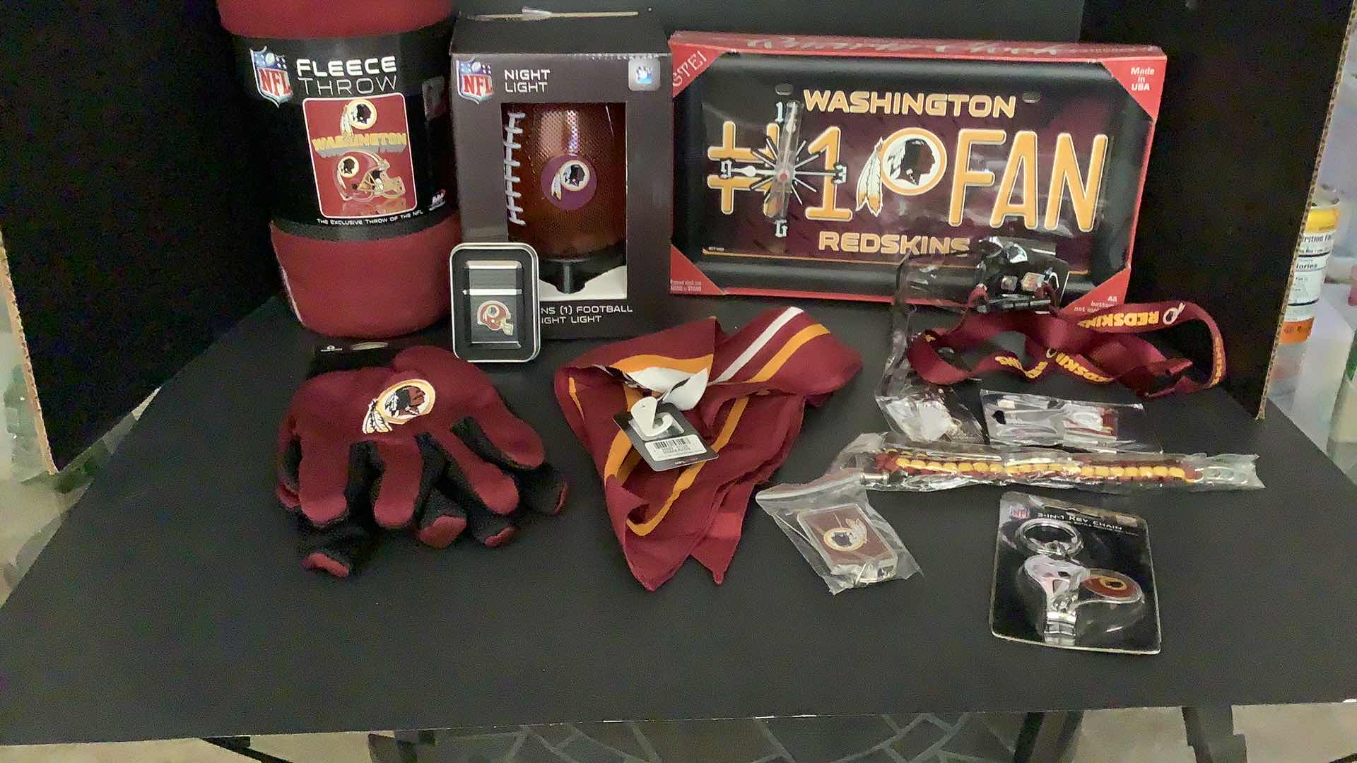 Photo 1 of NFL FAN PACKAGE REDSKINS