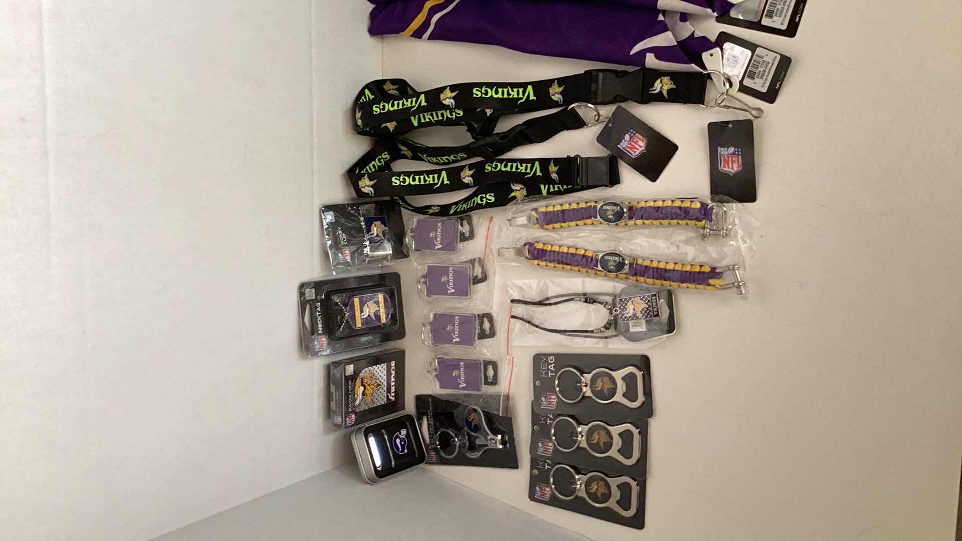 Photo 3 of NFL FAN PACK VIKINGS