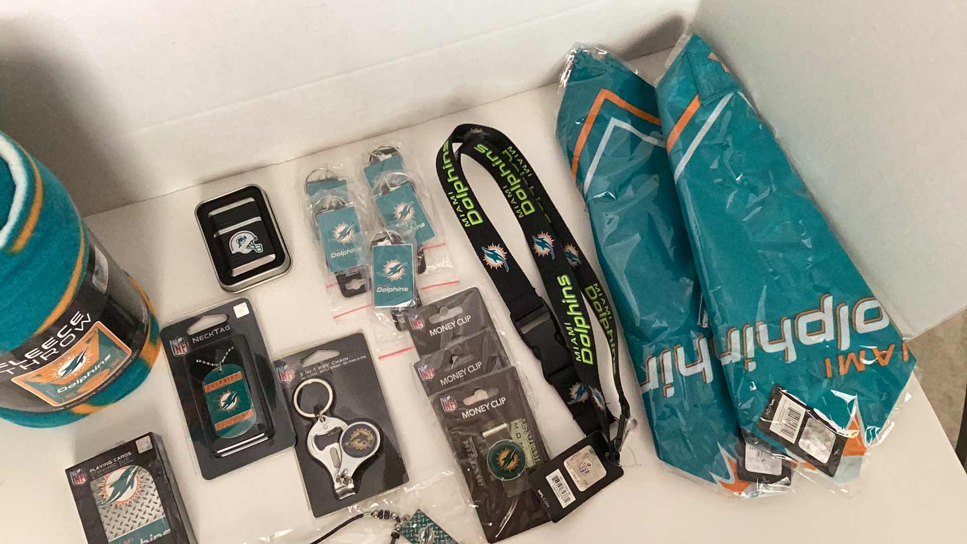 Photo 3 of NFL FAN PACK DOLPHINS