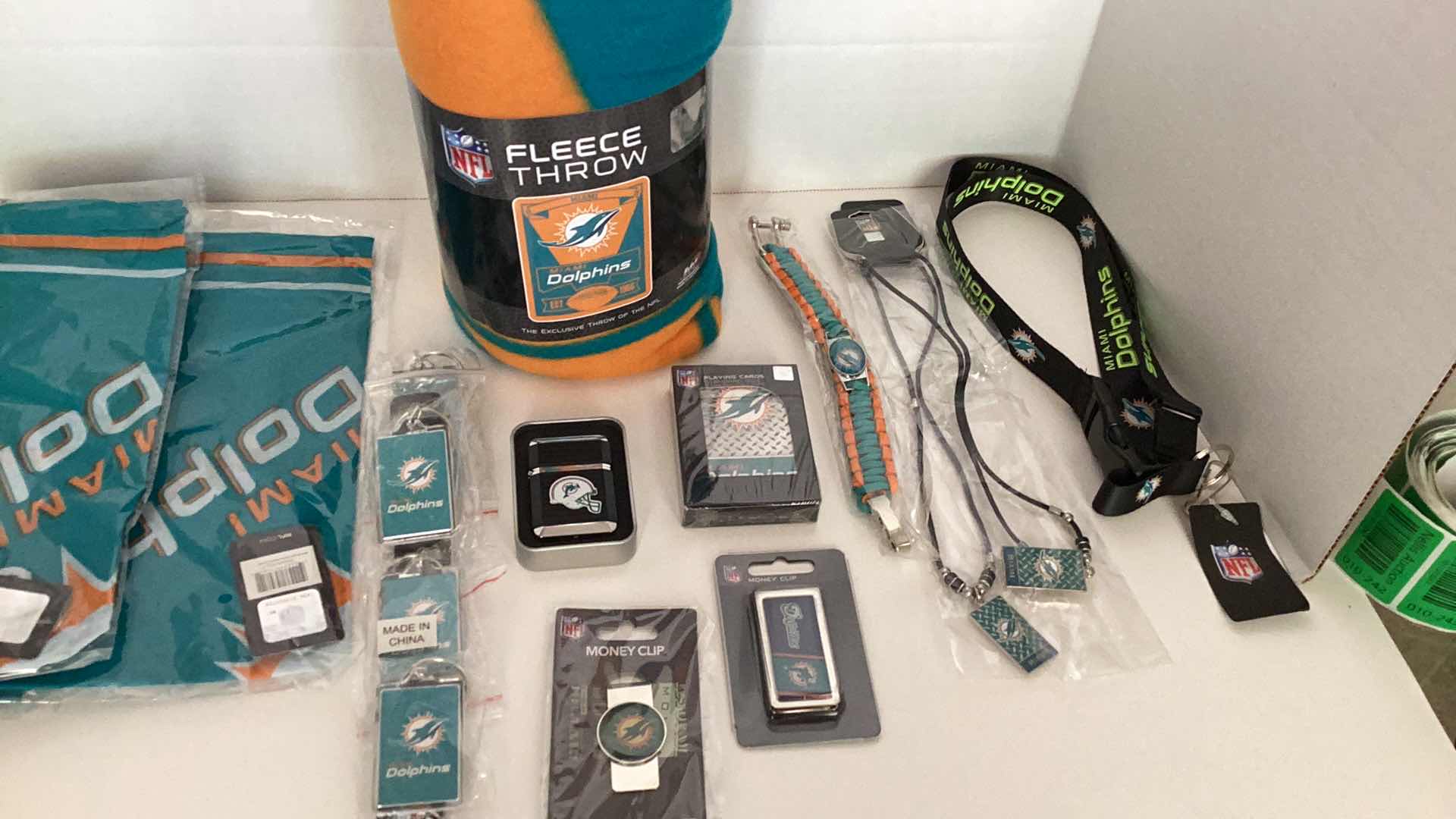 Photo 3 of NFL FAN PACK DOLPHINS