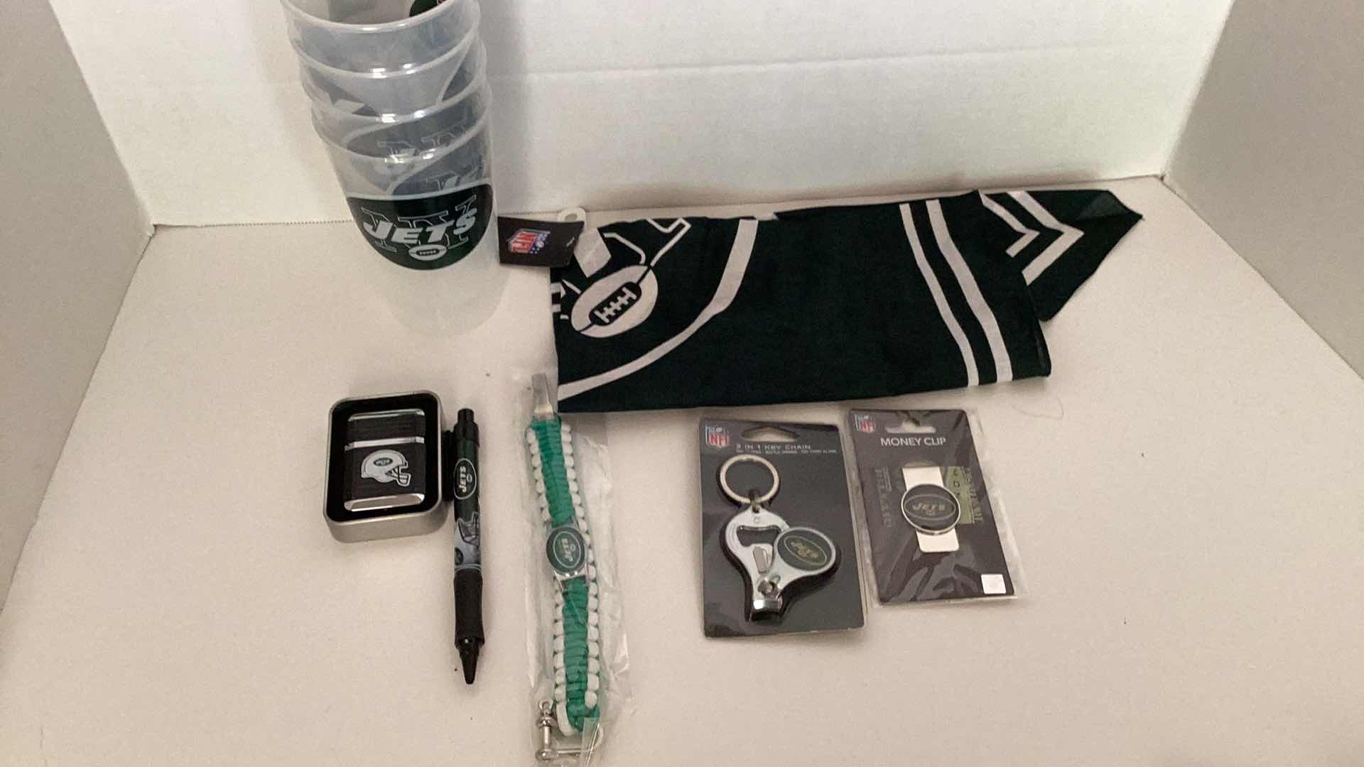 Photo 2 of NFL FAN PACK JETS