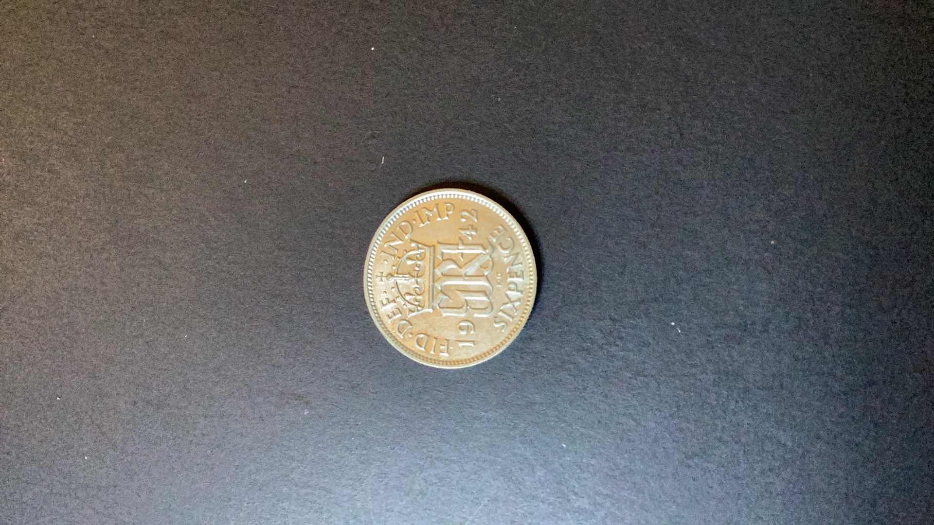 Photo 1 of GREAT BRITAIN 1942 6 PENCE