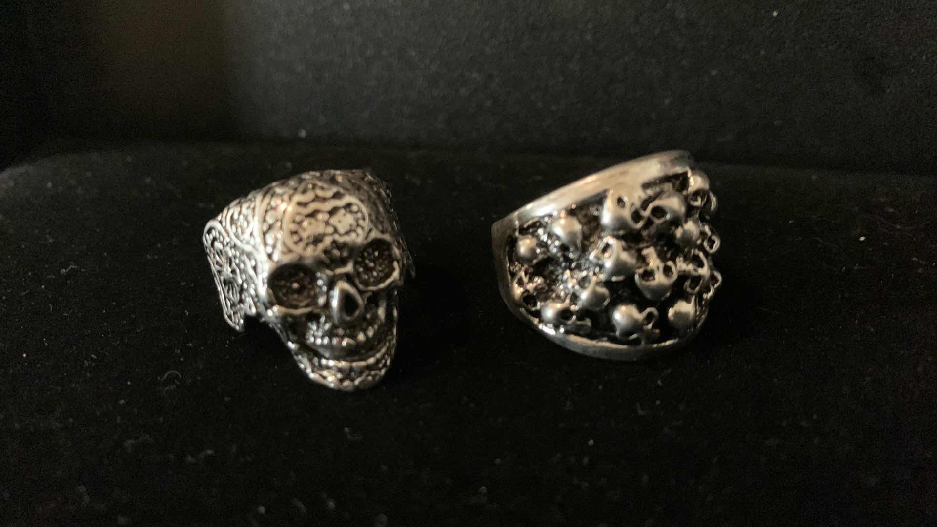 Photo 1 of MENS RINGS SIZE 9.5 AND 10