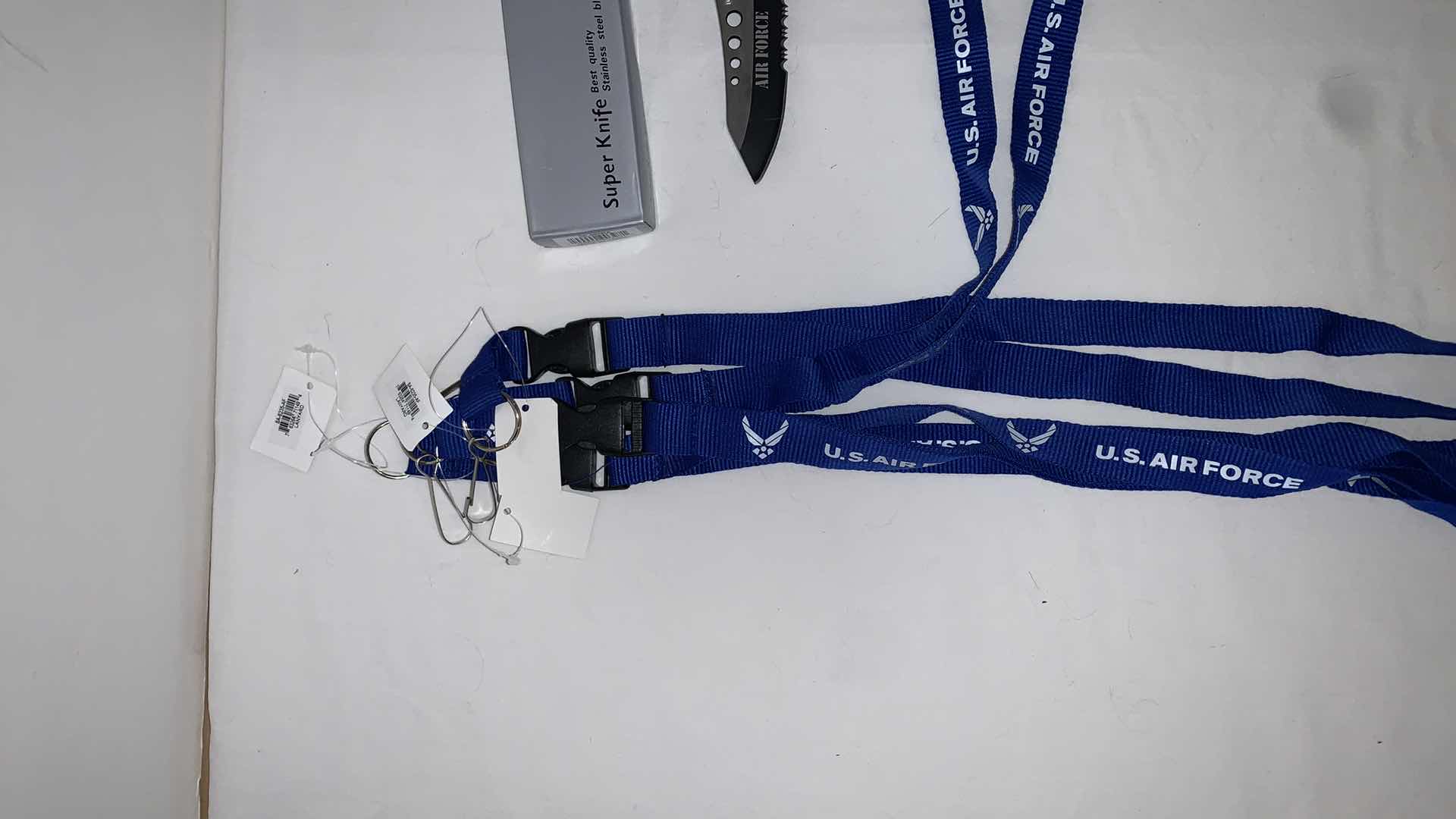Photo 2 of SET OF U.S. AIR FORCE LANYARDS WITH SUPER KNIFE AIR FORCE KNIFE