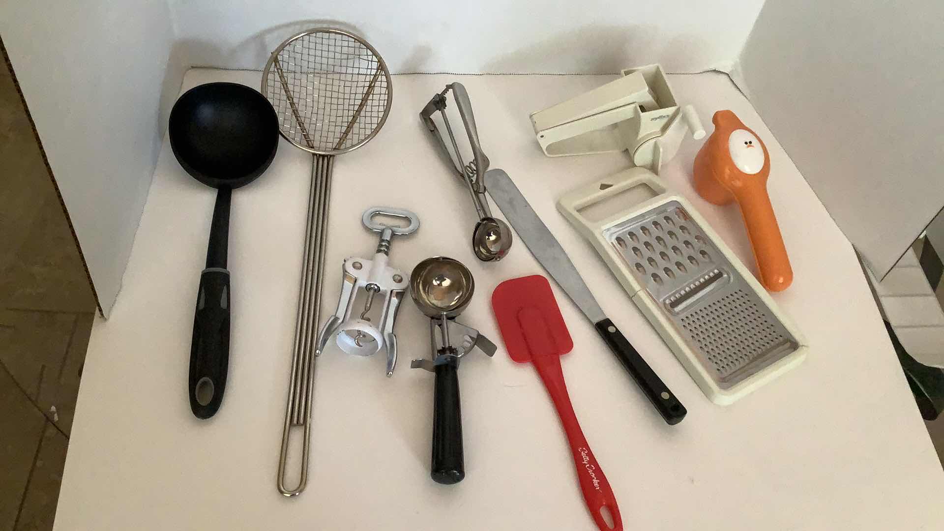 Photo 1 of ASSORTED KITCHEN TOOLS