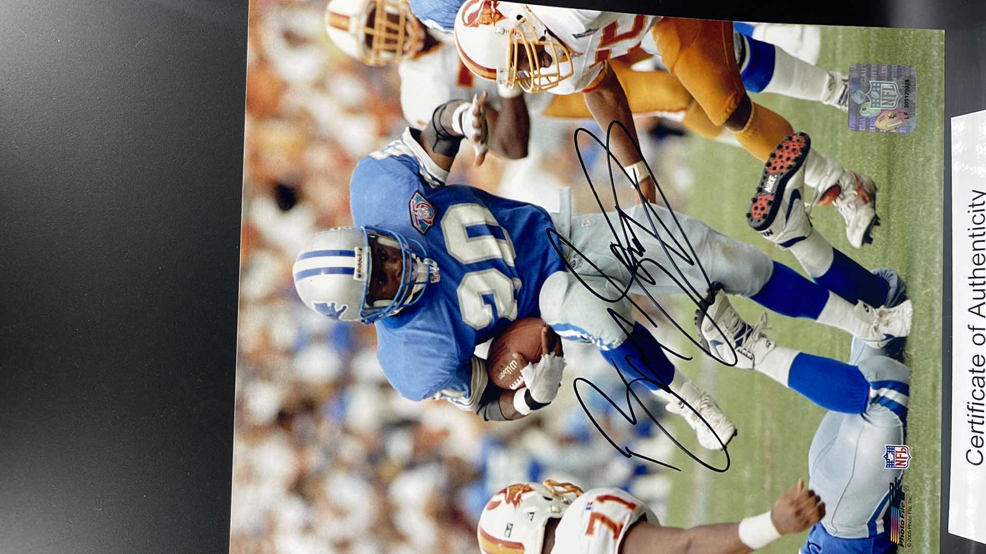 Photo 2 of BARRY SANDERS 8” X 10” AUTOGRAPHED PHOTO W COA