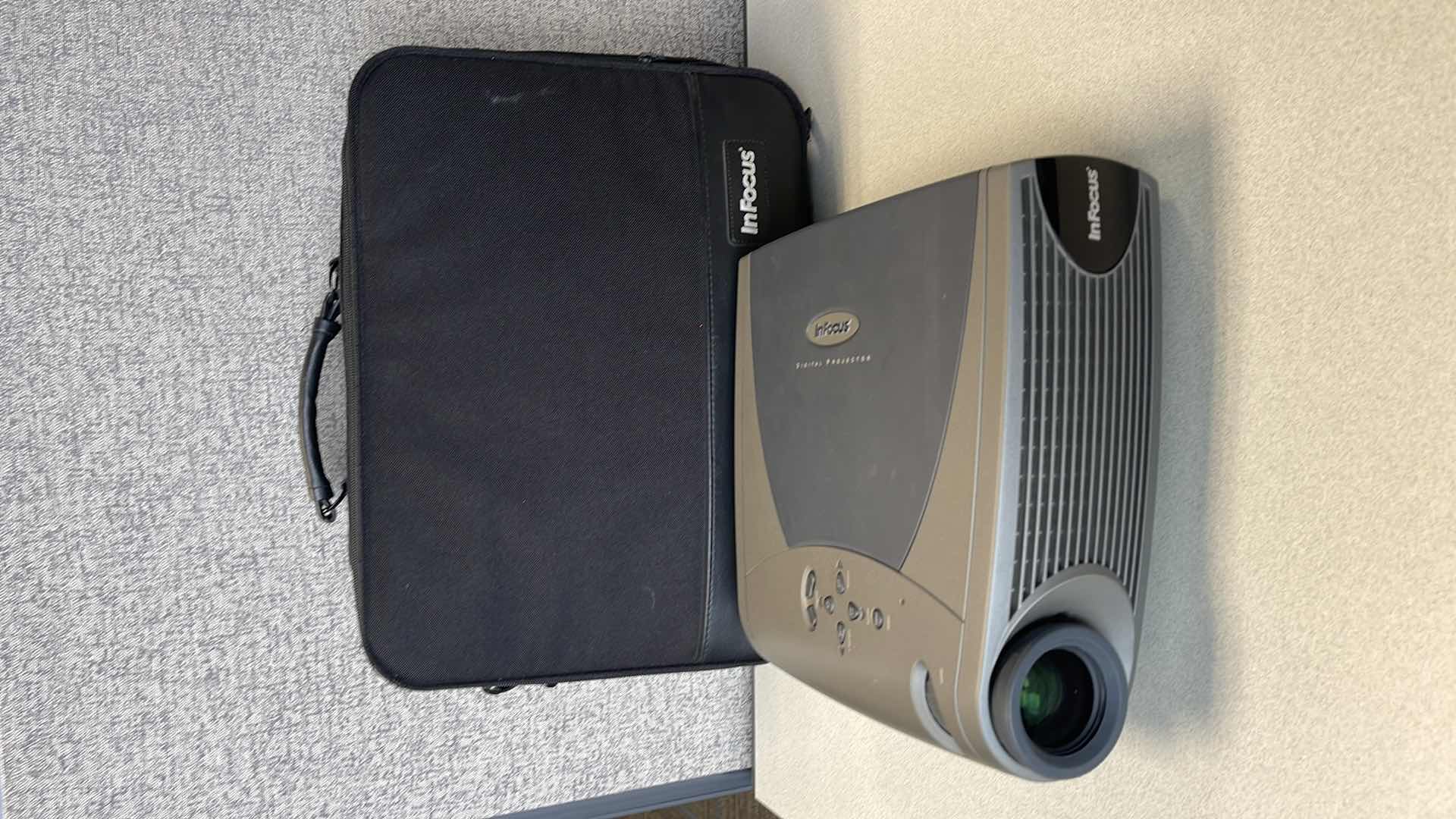 Photo 2 of INFOCUS DIGITAL PROJECTOR LP 500/530