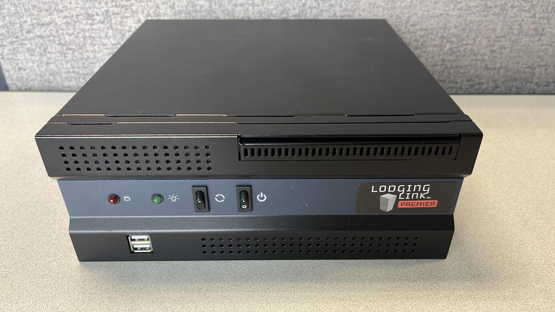 Photo 1 of LODGING LINK PREMIER DB9 8P PROPERTY MANAGEMENT CONNECTION SYSTEM