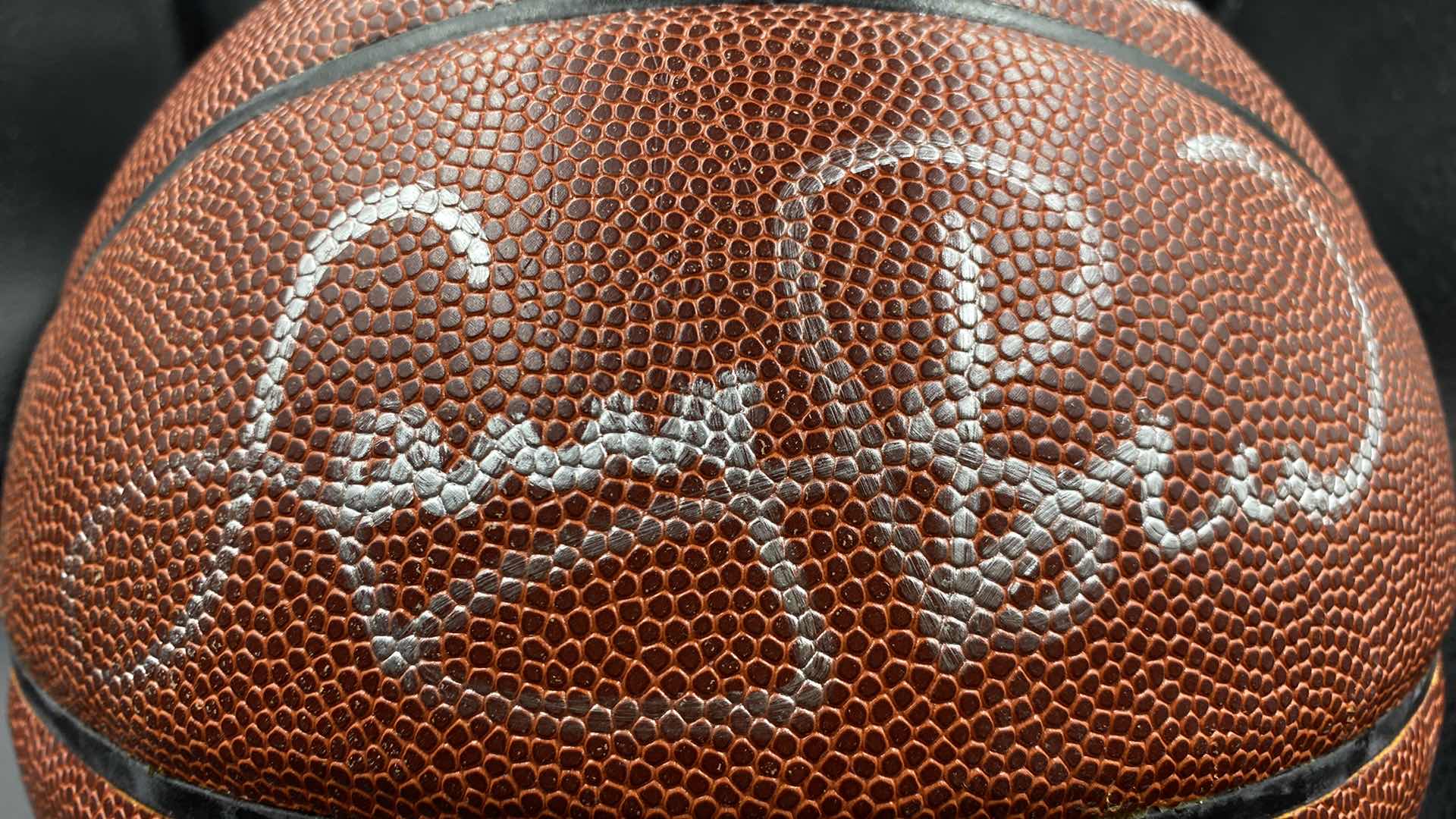 Photo 2 of RARE MAGIC JOHNSON, LARRY BIRD AUTOGRAPHED BASKETBALL