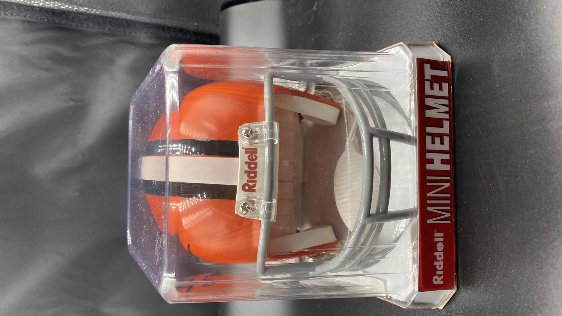 Photo 5 of RARE JIM BROWN HOF ‘71 AUTOGRAPHED MINI HELMET W COA