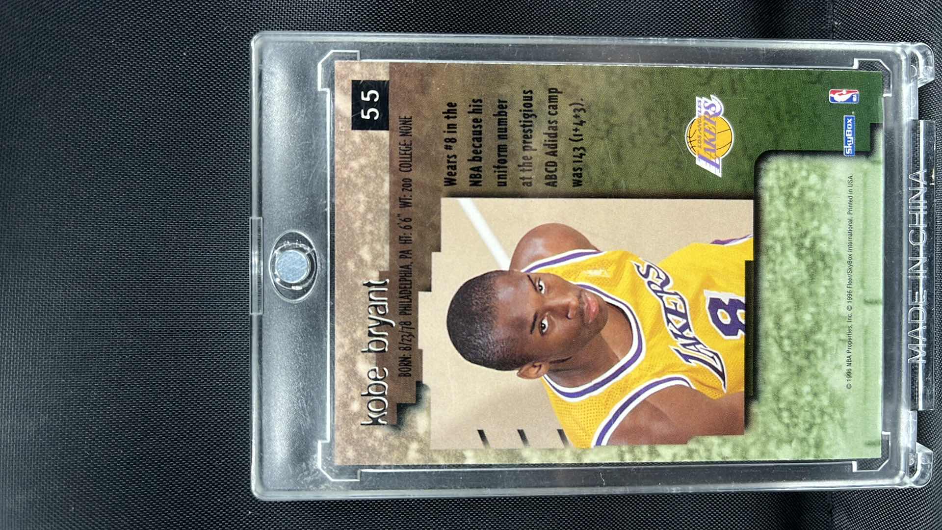 Photo 2 of 1996 KOBE BRYANT SKYBOX PREMIUM 55