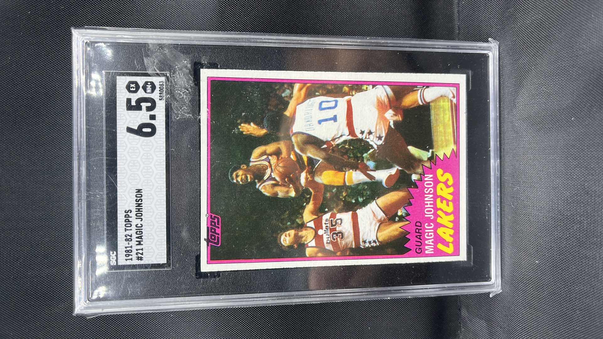 Photo 1 of 1981-82 MAGIC JOHNSON TOPPS 21 RATED 6.5