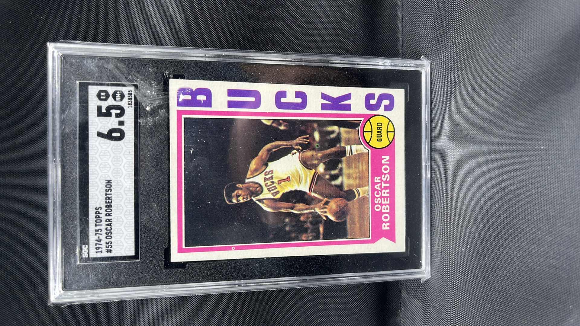 Photo 1 of 1974-75 OSCAR ROBERTSON TOPPS 55 RATED 6.5