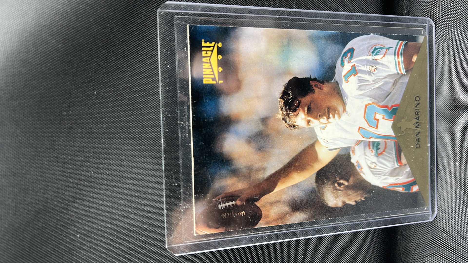 Photo 14 of Assorted mixed Dan Marino football cards